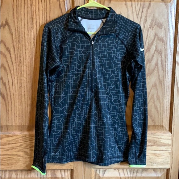 Nike Tops - Nike Dri Fit Quarter Zip